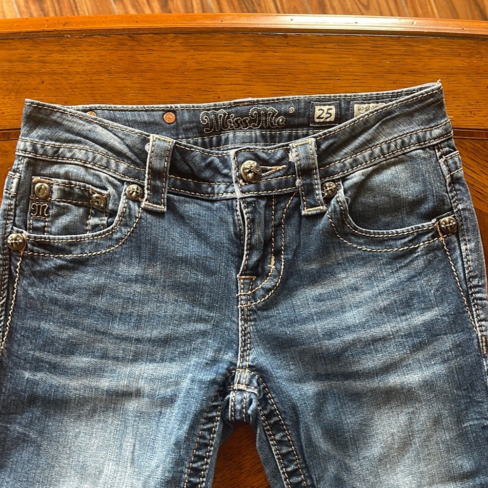 Miss Me Boot Cut jeans